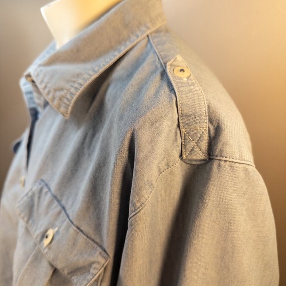 Duluth Trading Womens Size XL Shirt Denim Button Up Long Sleeve Coolmax Collared - Picture 6 of 11